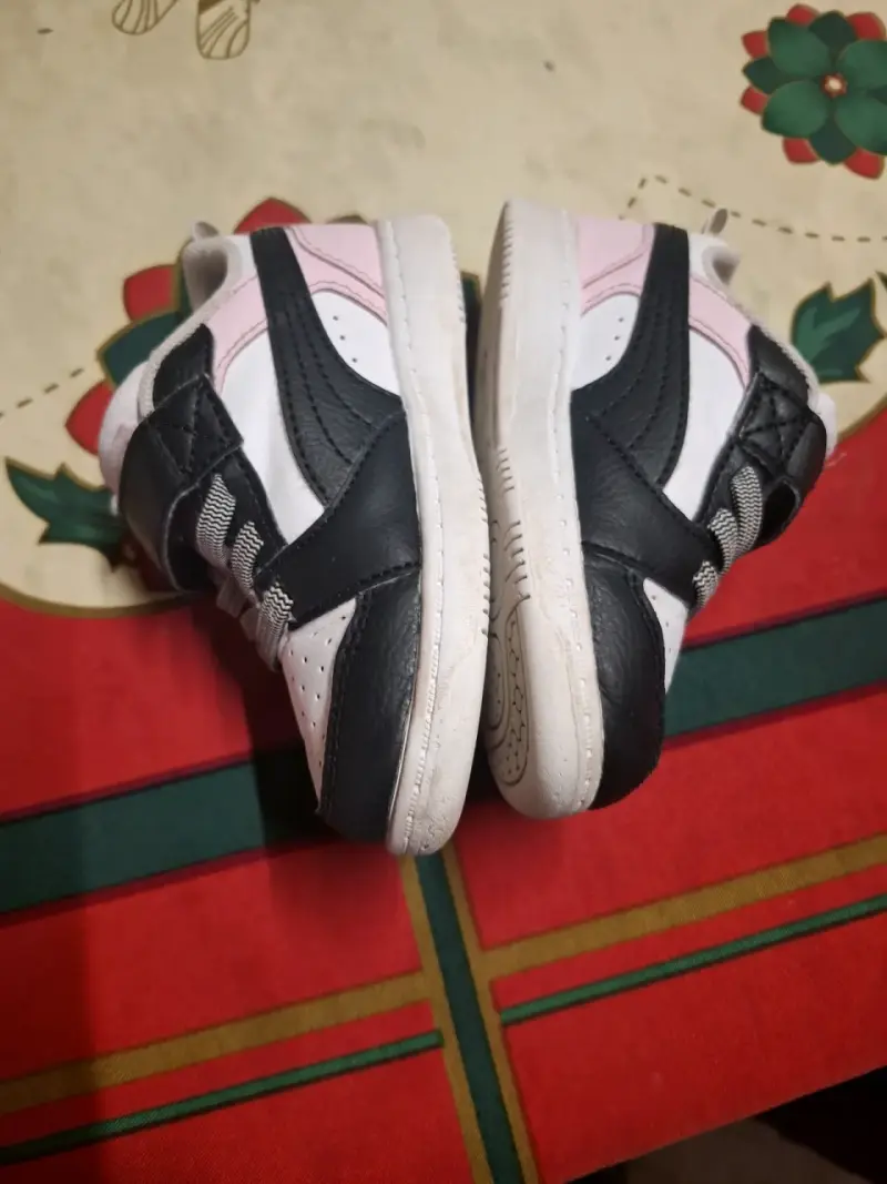 Zapatillas blancas para niña - 2