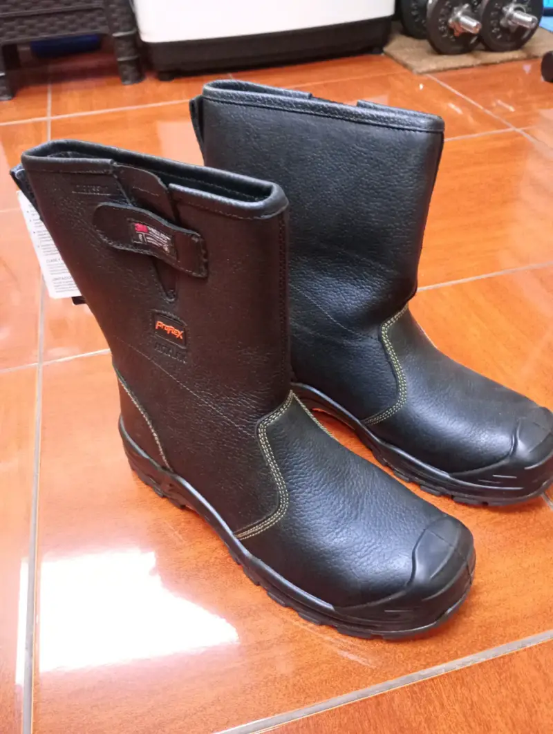 Botas de trabajo negras - 2