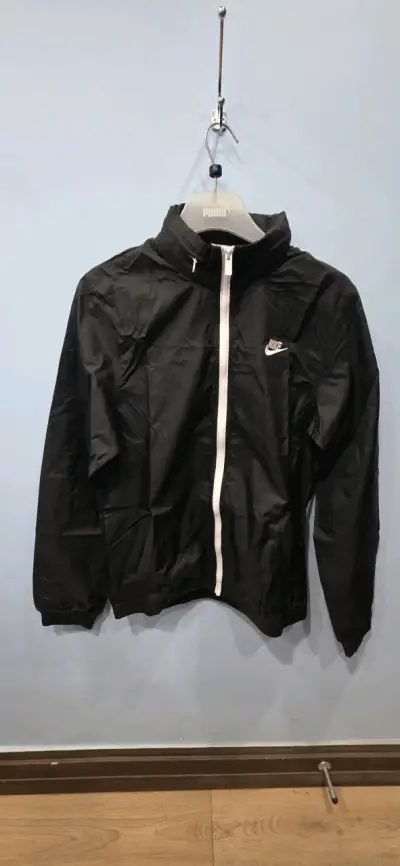 Buzo completo Cortavientos negro Nike - miniatura 1