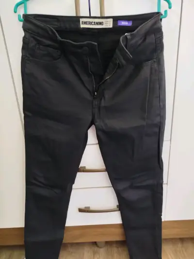 Jeans negros Americanino - miniatura 1