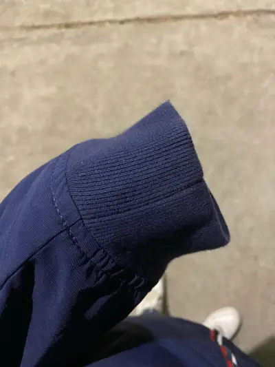 Chaqueta azul con cierre TOMMY - miniatura 3