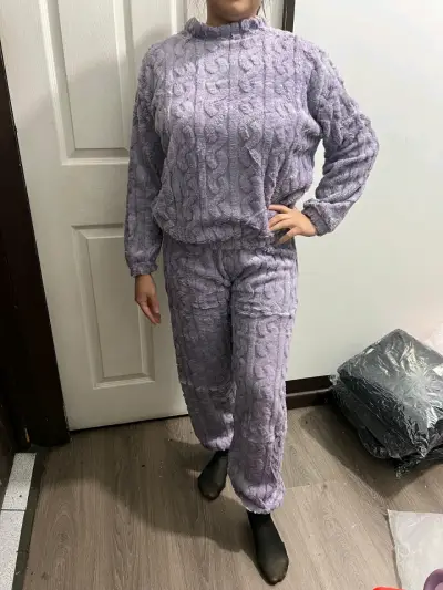 Conjunto de pijama polar gris - miniatura 2