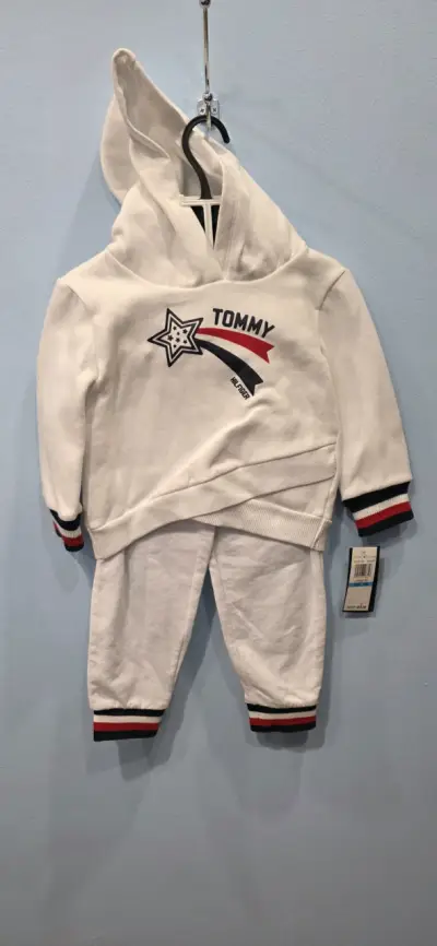 Conjunto infantil Tommy Hilfiger - miniatura 1