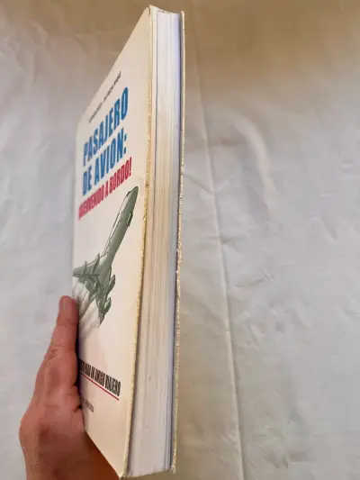 Libro Pasajero de Avión - miniatura 4
