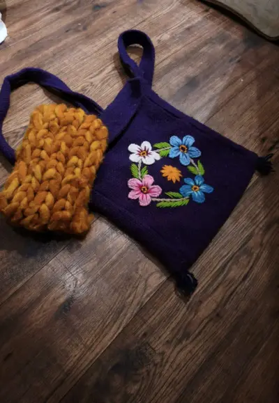 Bolso Bordado - confección nacional - miniatura 1