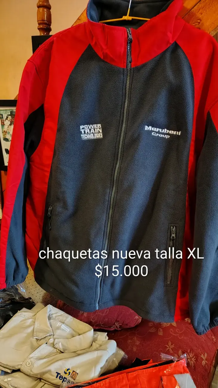 Chaqueta Power Train nueva XL