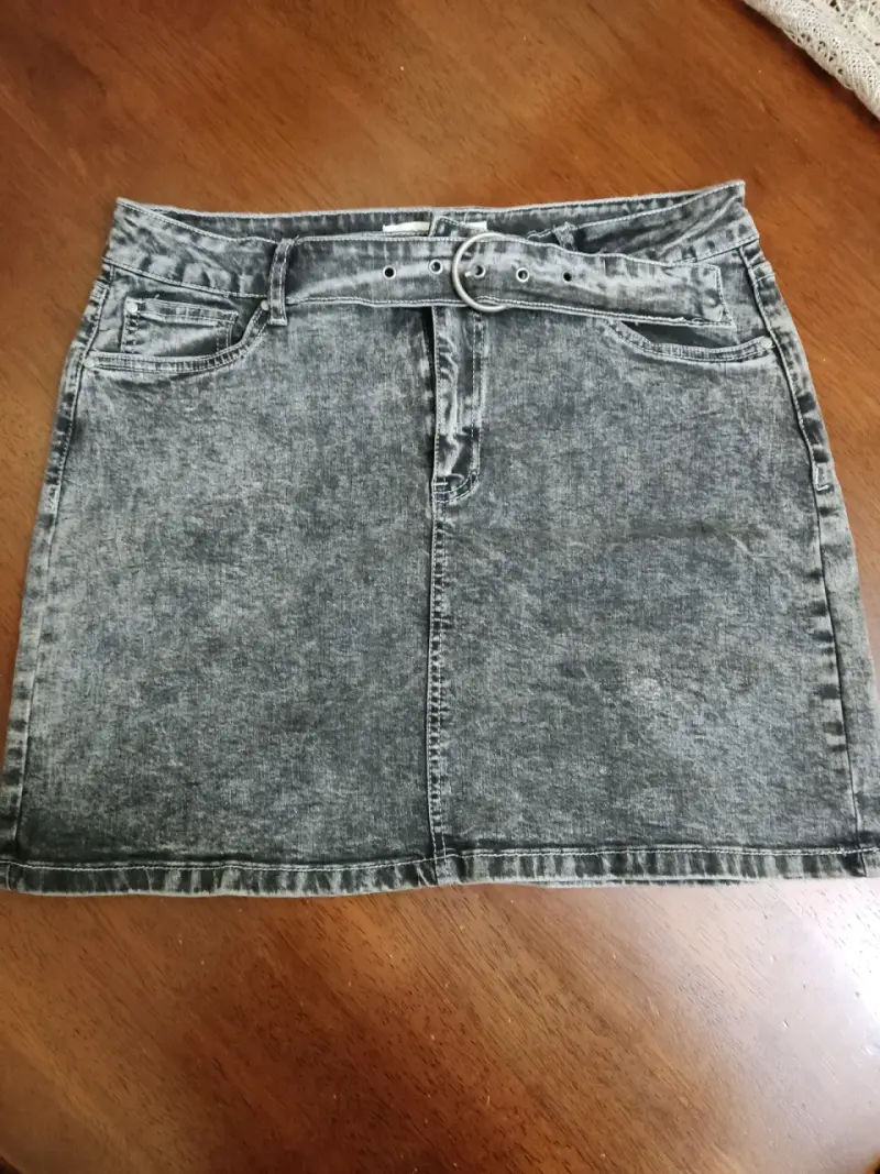 Falda de mezclilla gris - 1