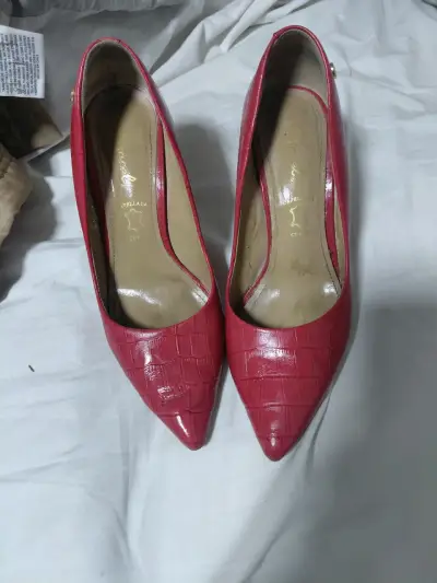 Zapatos de taco rojo - miniatura 6