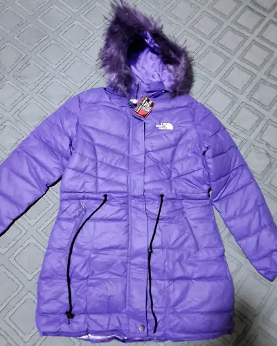 Abrigo largo morado con capucha - miniatura 3