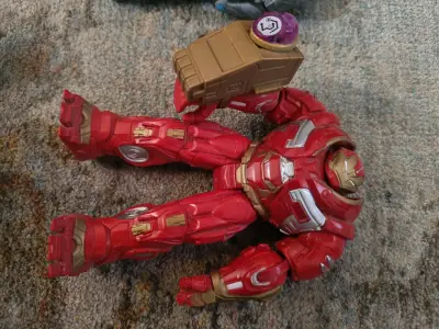 Set de figuras de acción de superhéroes - miniatura 2