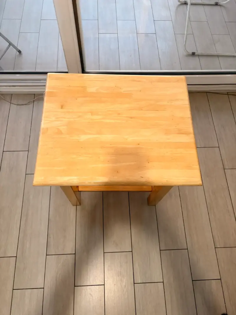 Mesa de madera pequeña - 2