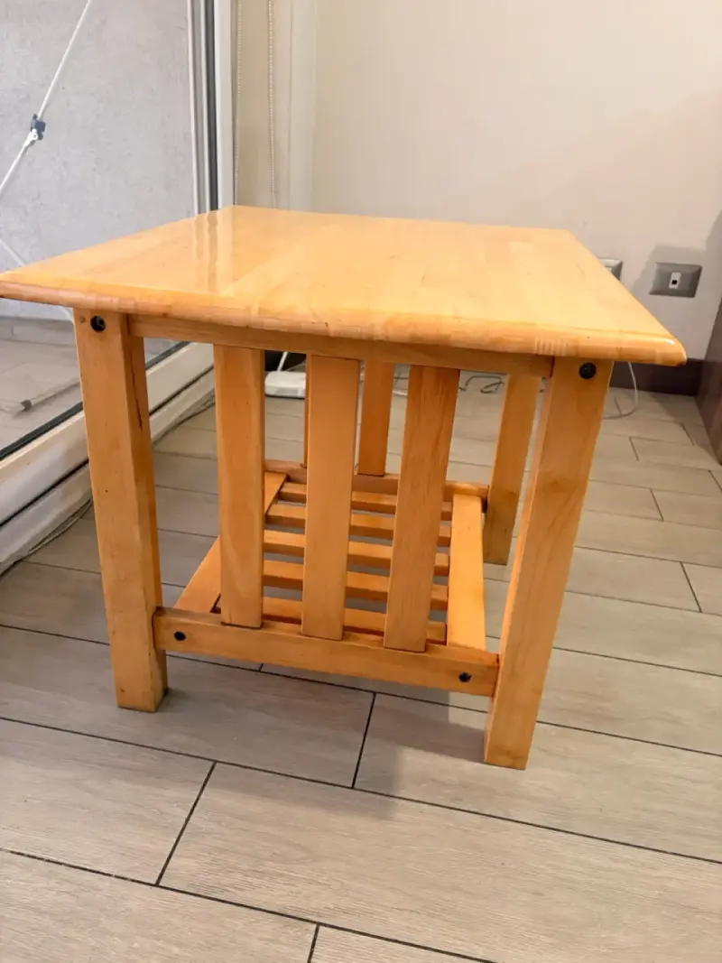 Mesa de madera pequeña - 4