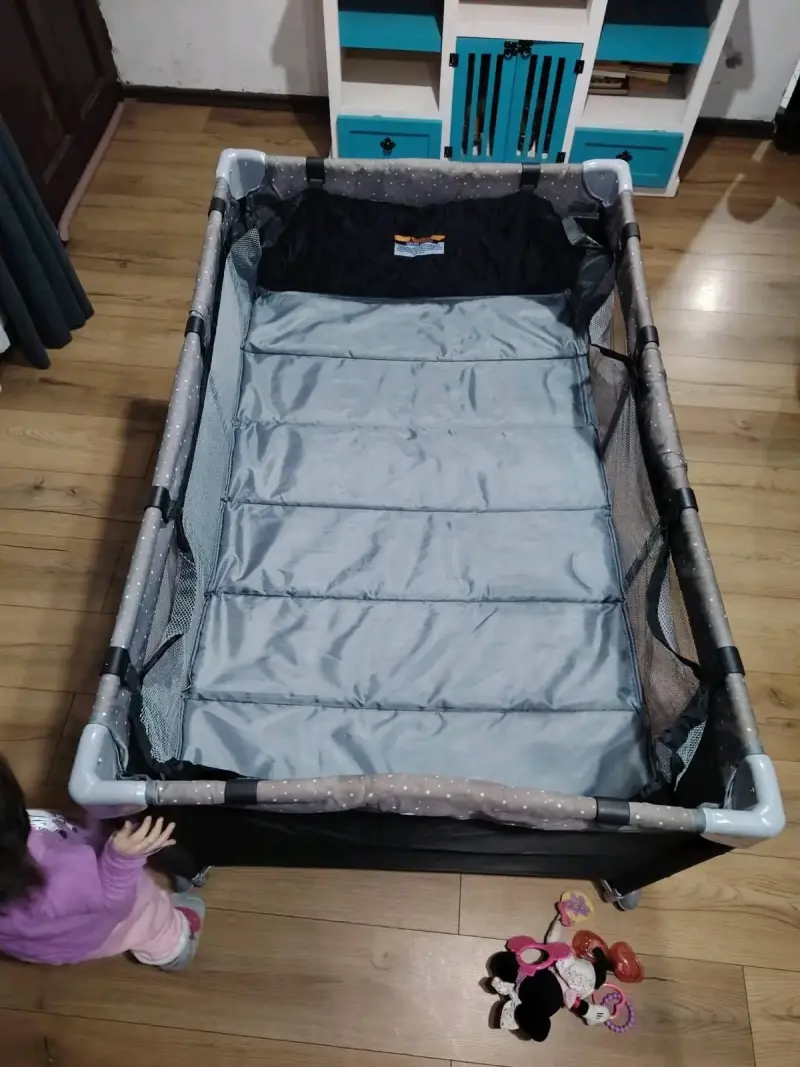 Cuna portátil Cosco negra - 3