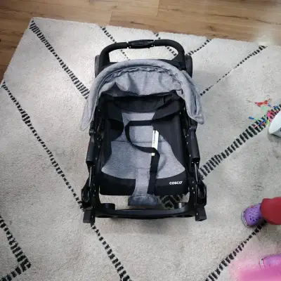 Coche de bebé plegable - miniatura 4