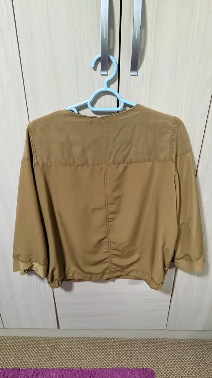Chaqueta H&M café con bolsillos 36 - 2