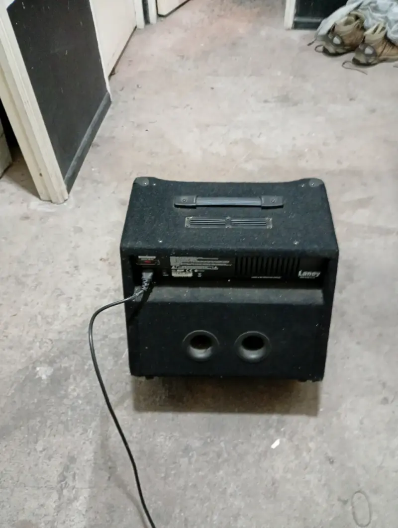 Amplificador Laney AH 80 - 2