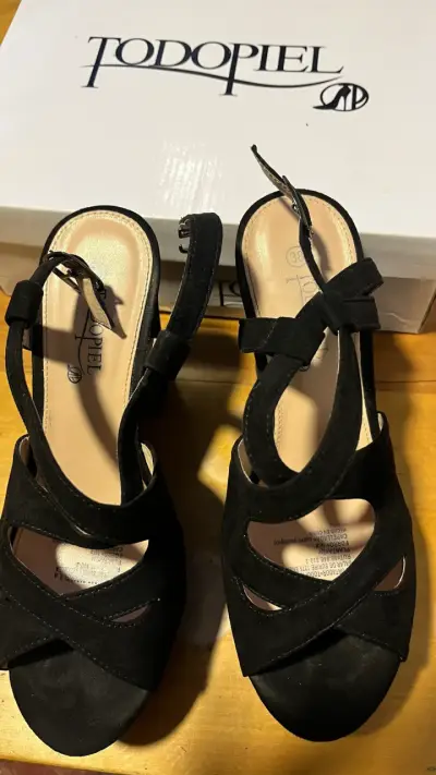 Tacones todopiel negros - miniatura 4