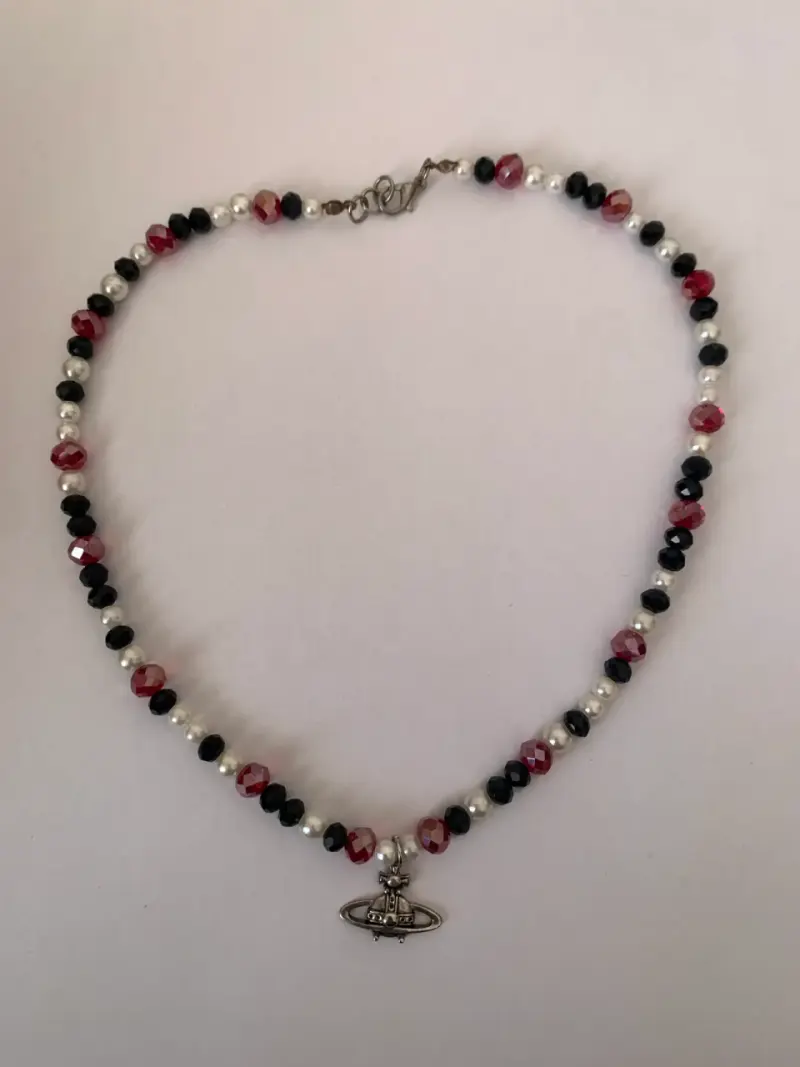 Collar de cuentas multicolor