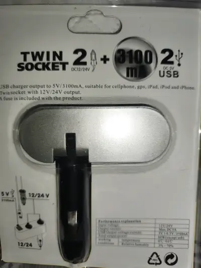 Adaptador de encendedor doble USB para auto - miniatura 3