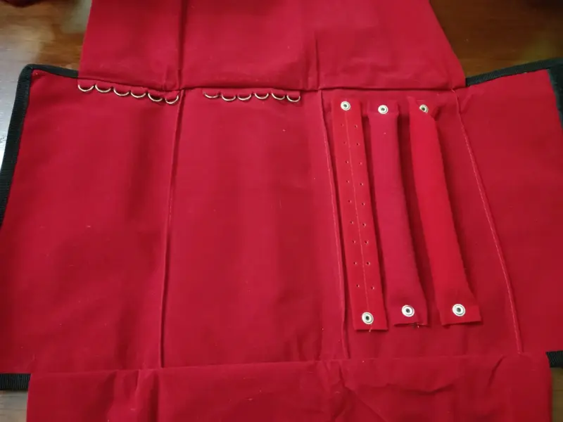 Funda roja para joyas - 2