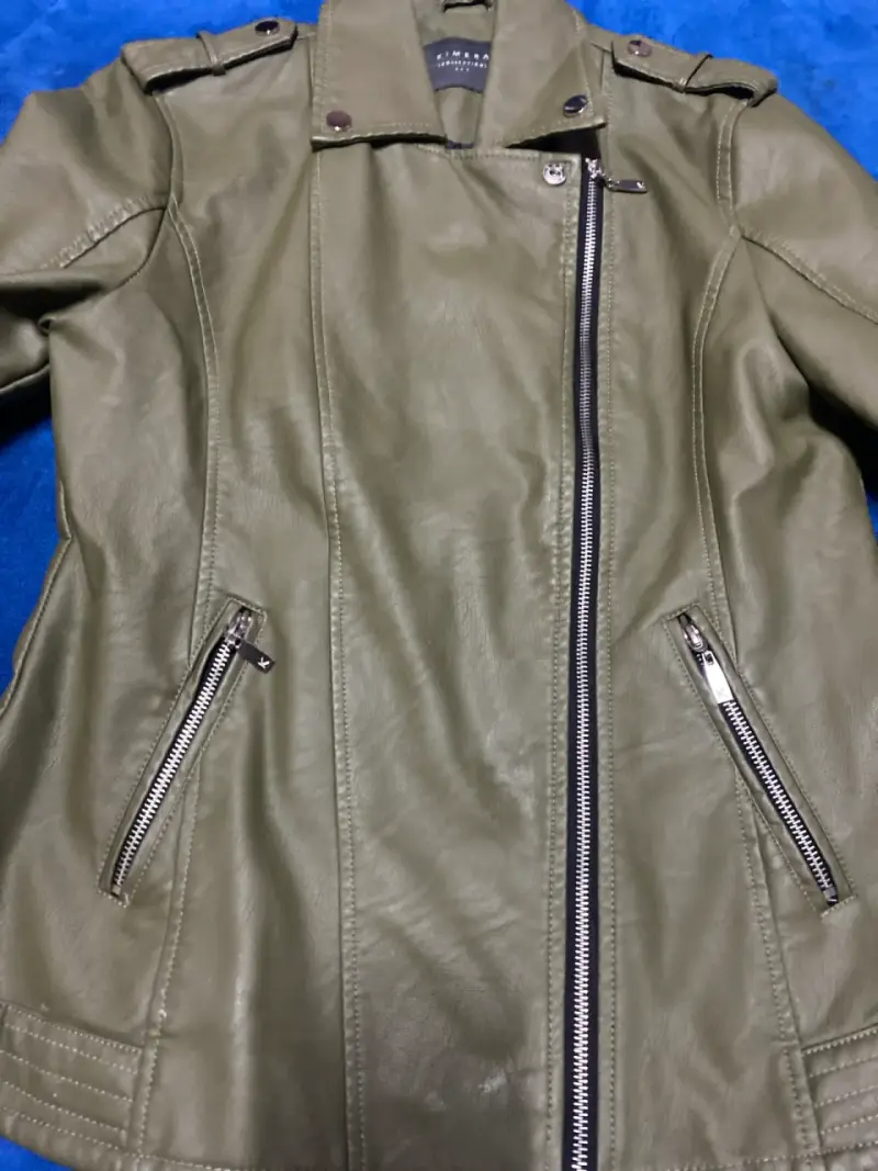 Chaqueta verde estilo motero - 2