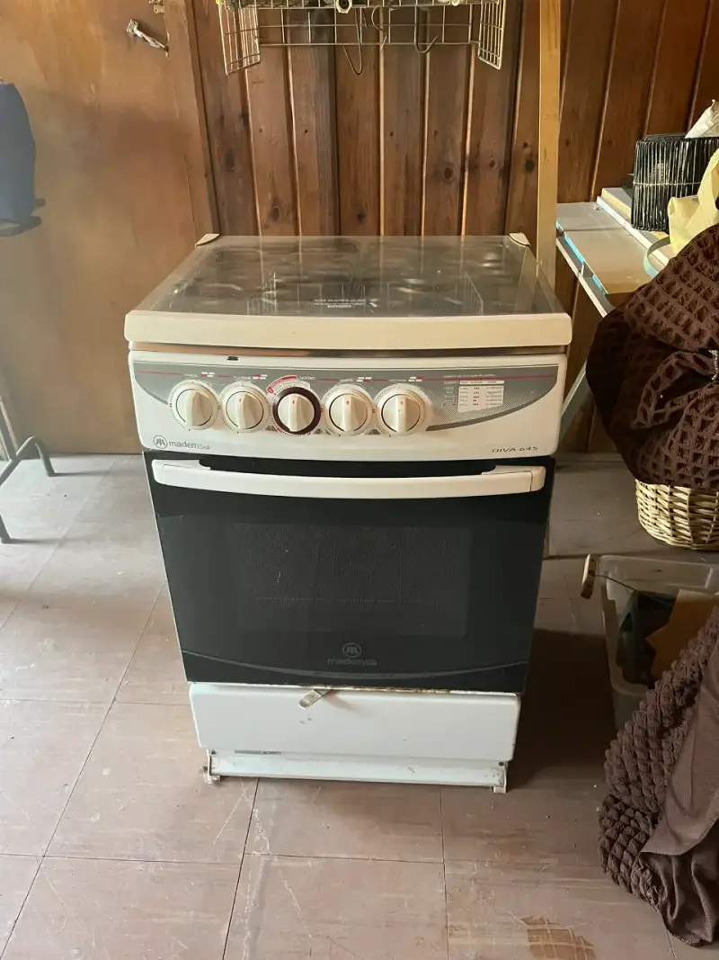 Cocina a gas Mademsa diva 645 blanca