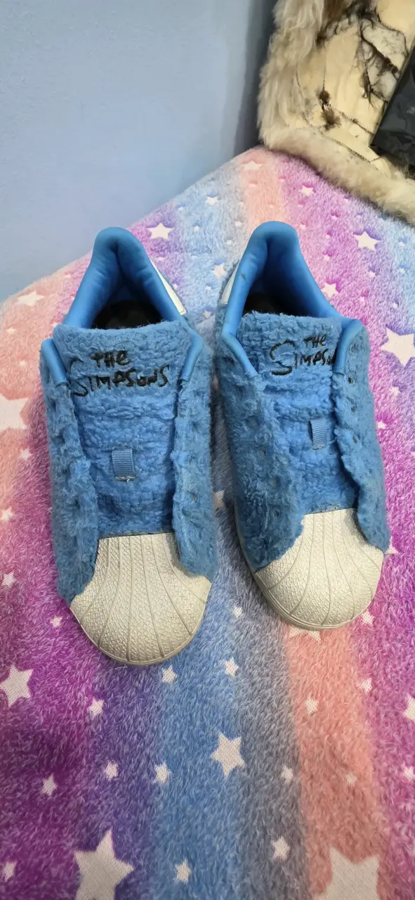 Zapatillas peludas azules Simpsons - 2
