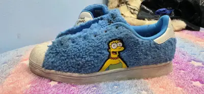 Zapatillas peludas azules Simpsons - miniatura 3
