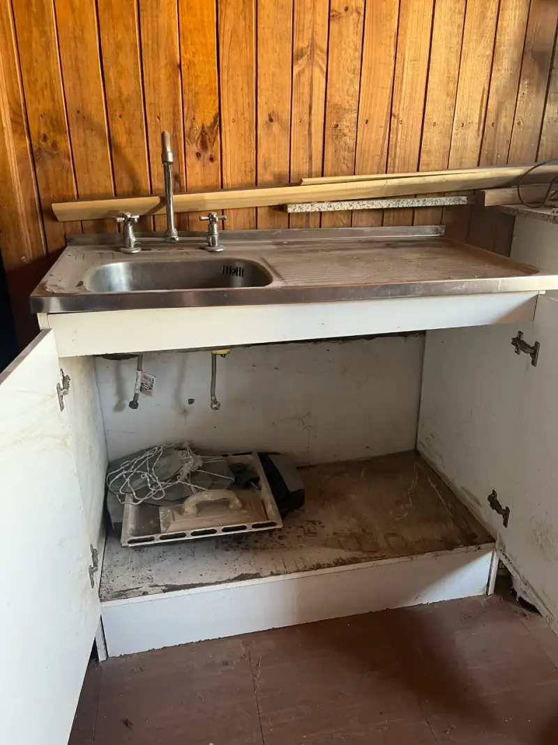 Mueble de cocina con lavaplatos - 2