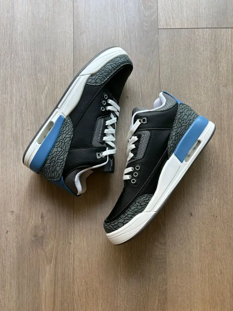 Zapatillas tipo j3 talla 44 - 1