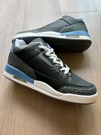 Zapatillas tipo j3 talla 45 - miniatura 1