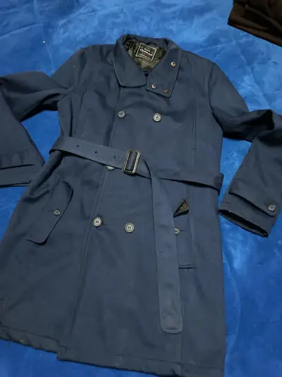 Trench coat azul marino - miniatura 1