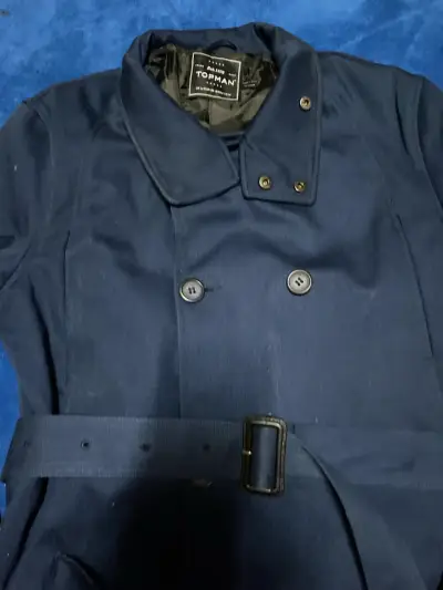 Trench coat azul marino - miniatura 3