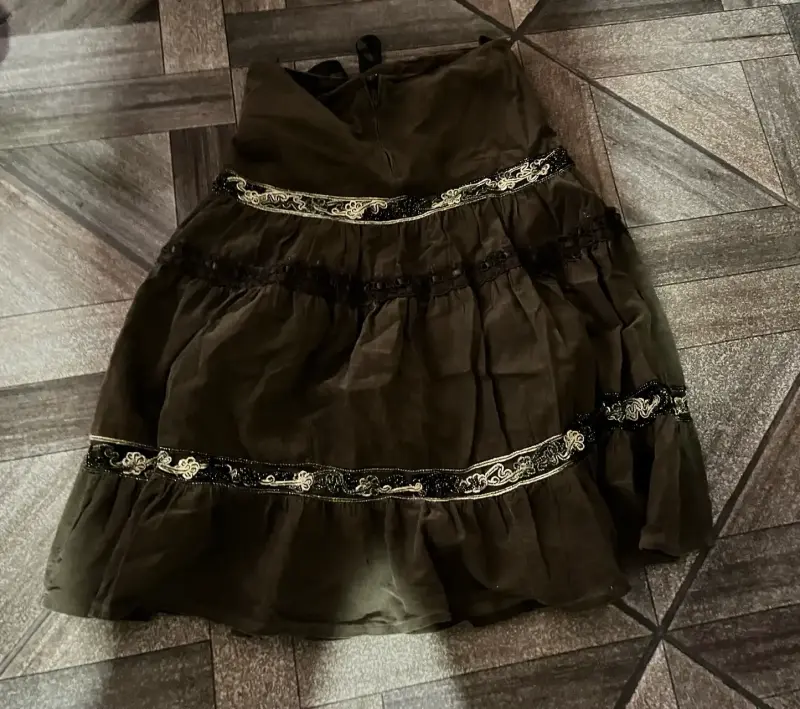 Falda verde oscuro con encaje - 2