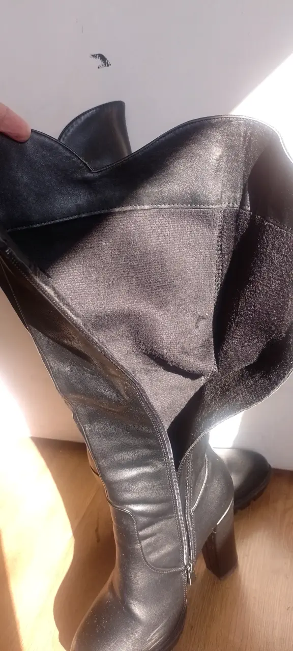 Botas negras de cuero - 5