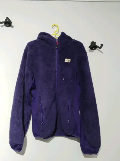 Chaqueta polar morada - miniatura 1