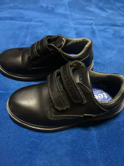 Zapatos escolares negros con velcro - miniatura 2