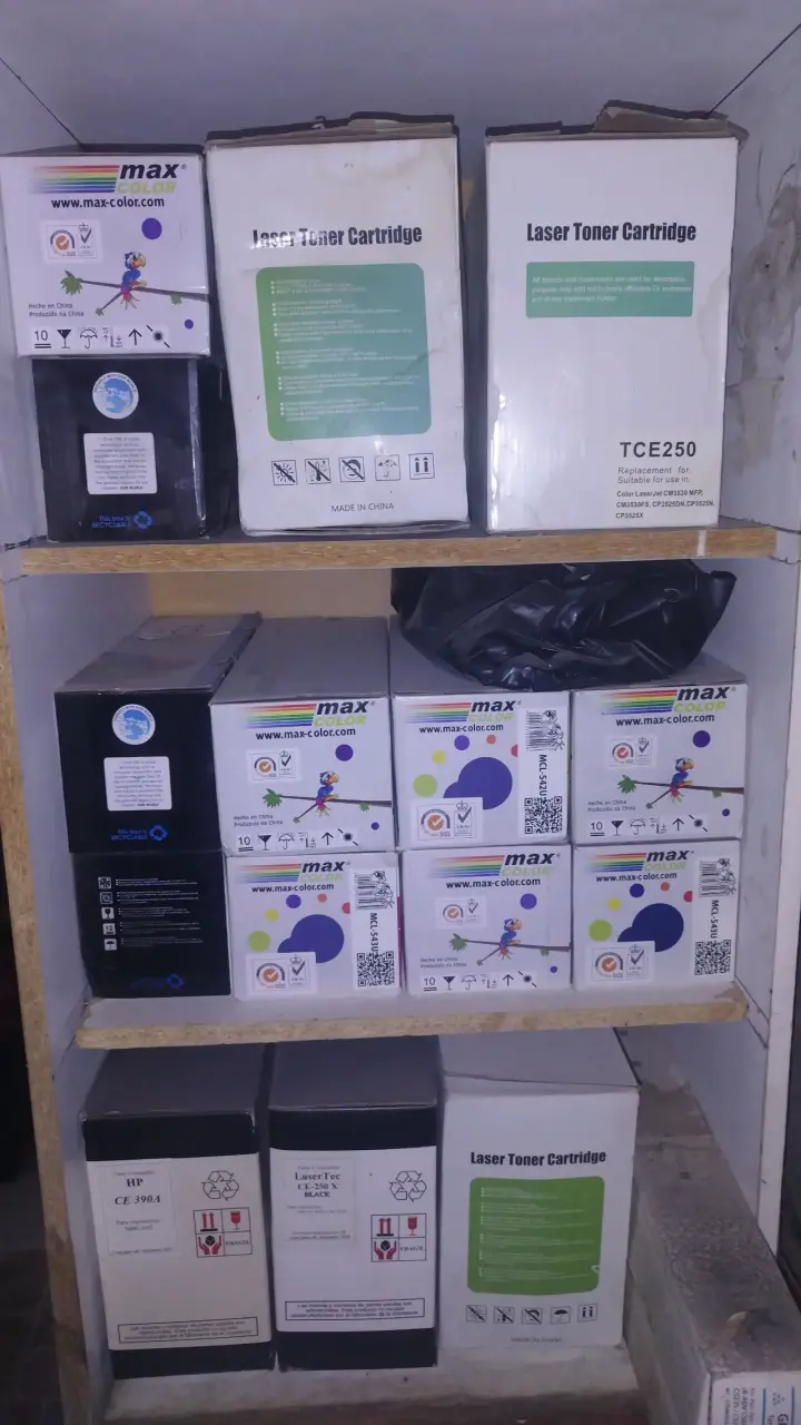 Cartuchos de tóner láser varios