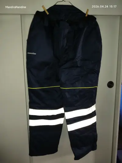 Chaqueta y pantalón impermeable - miniatura 4