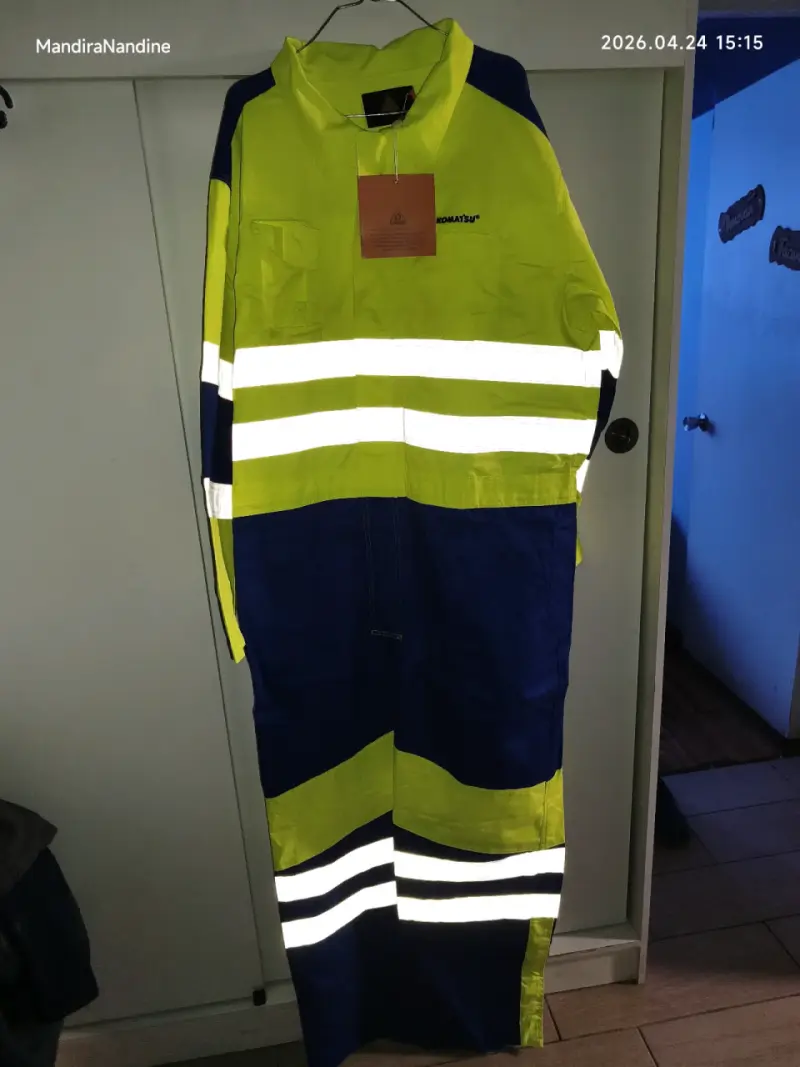 Chaqueta y pantalón impermeable - 5