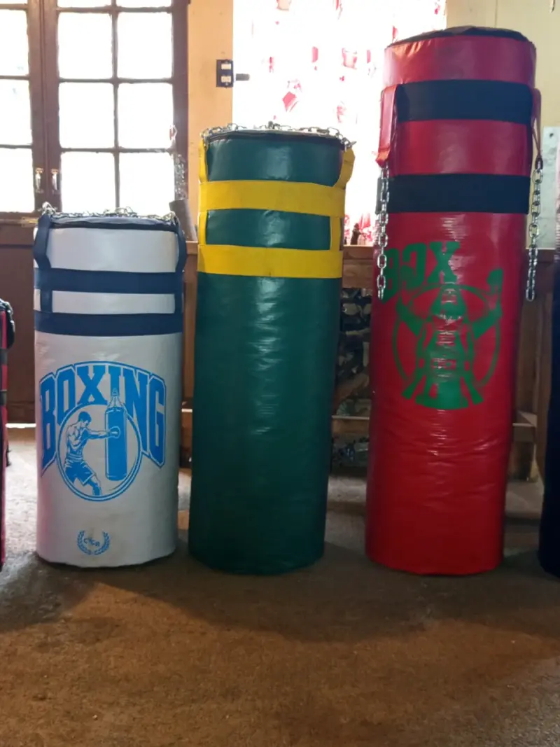 Saco de boxeo multicolor profesionales - 1