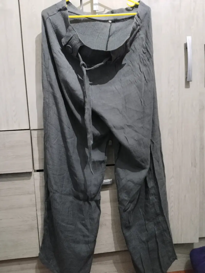Pantalón gris suelto - 1