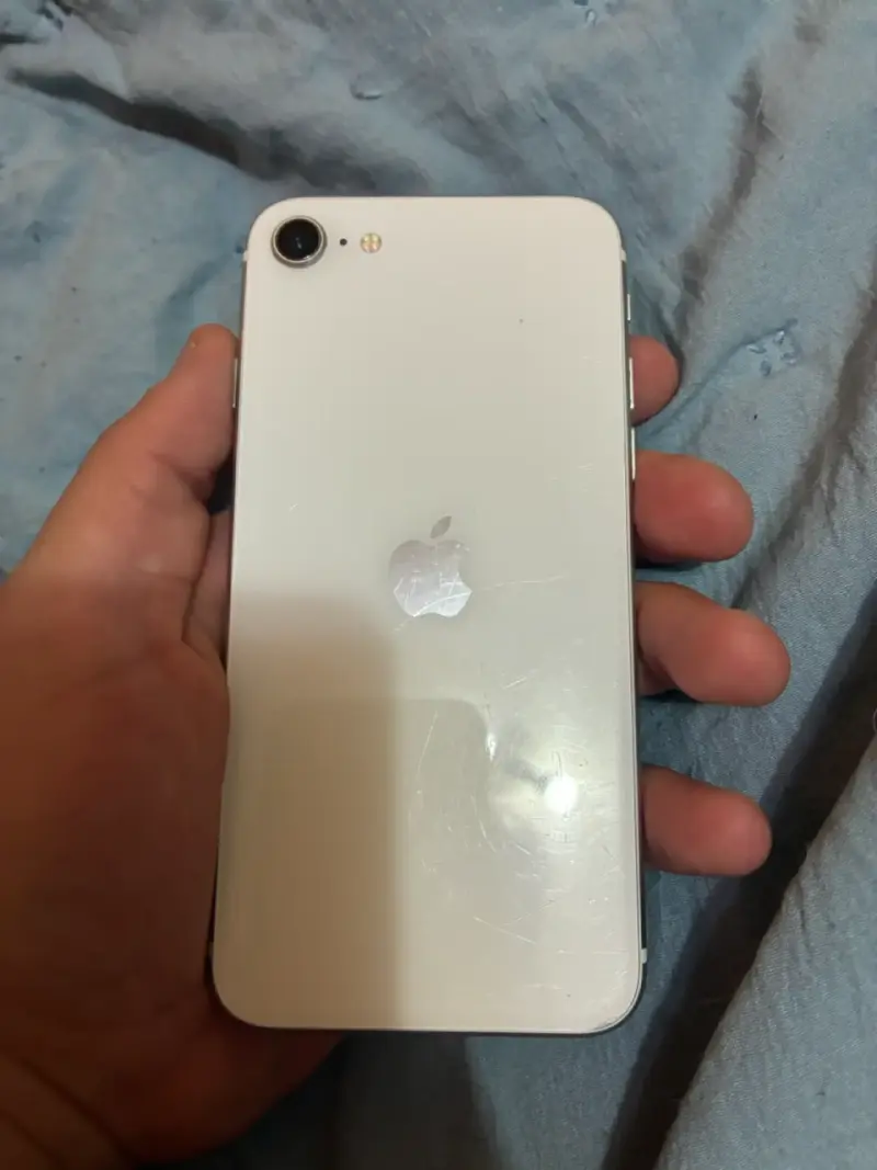 iPhone SE 2020 - 2
