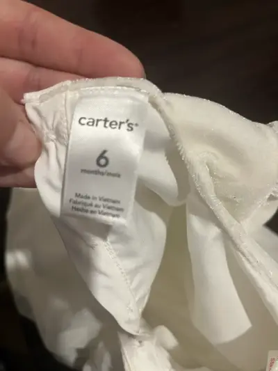 Vestido de bebé blanco elegante - miniatura 3