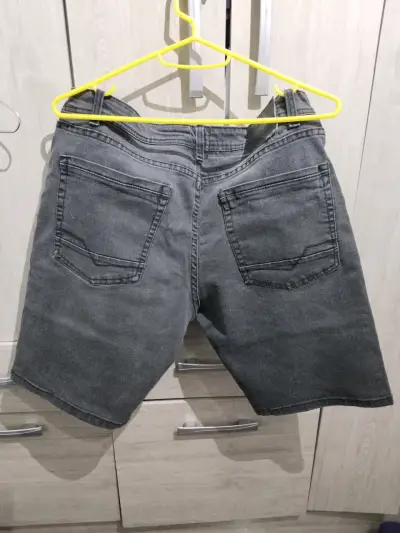 Bermudas de mezclilla gris - miniatura 2
