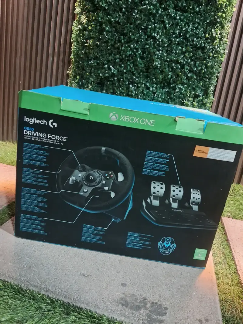 Volante y pedales Logitech G920 - 2