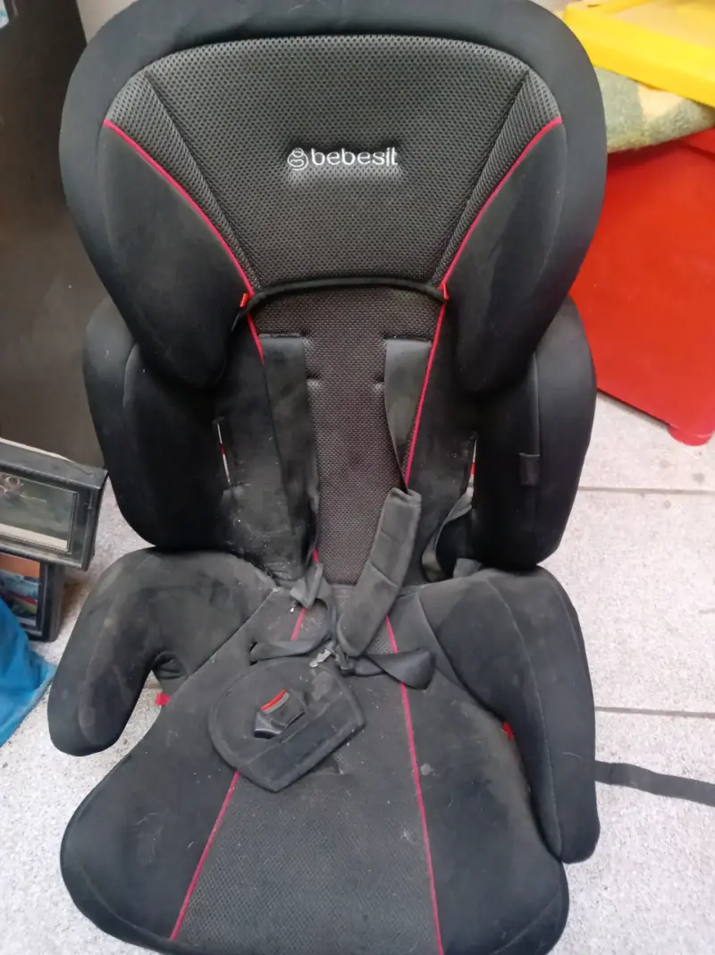 Silla de auto Bebesit negra