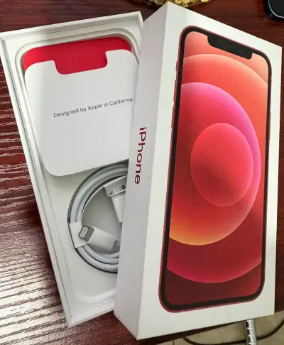 iPhone 12 RED - miniatura 3