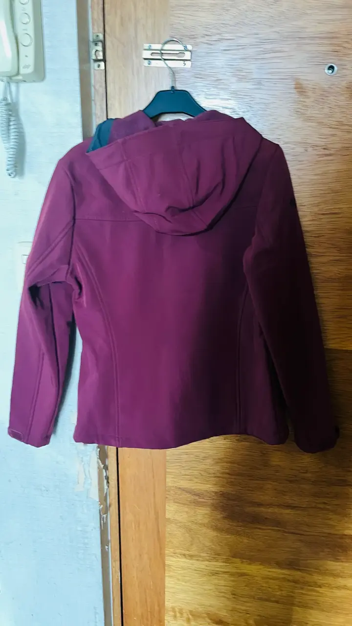 Chaqueta softshell burdeos Marca Lippi original - 2