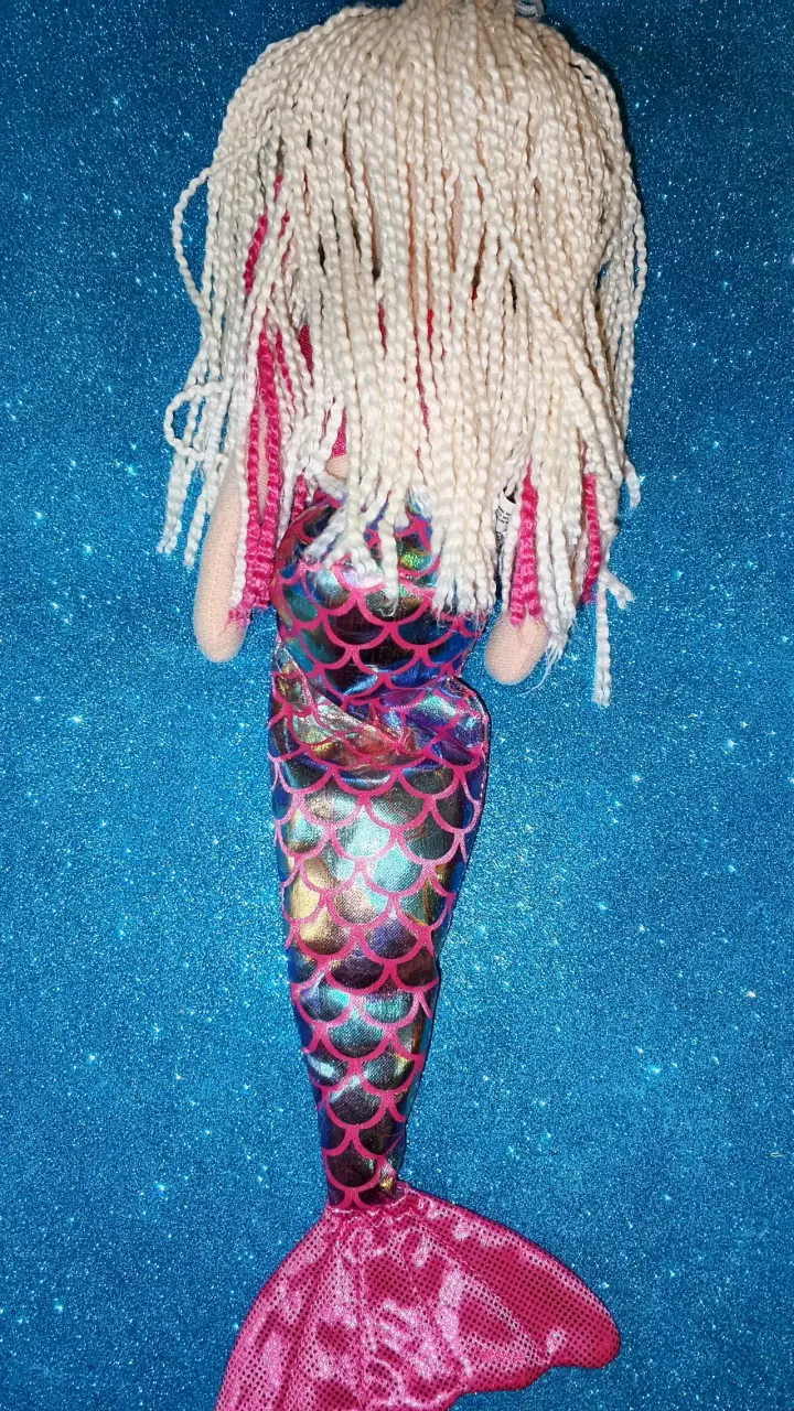 Muñeca sirena con trenza - 2